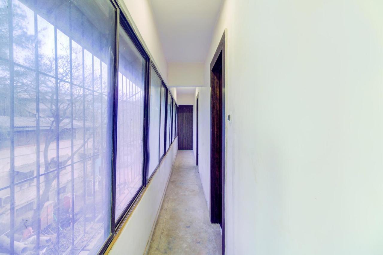 Hotel Golden Palace Lodging And Boarding Thane Exterior photo